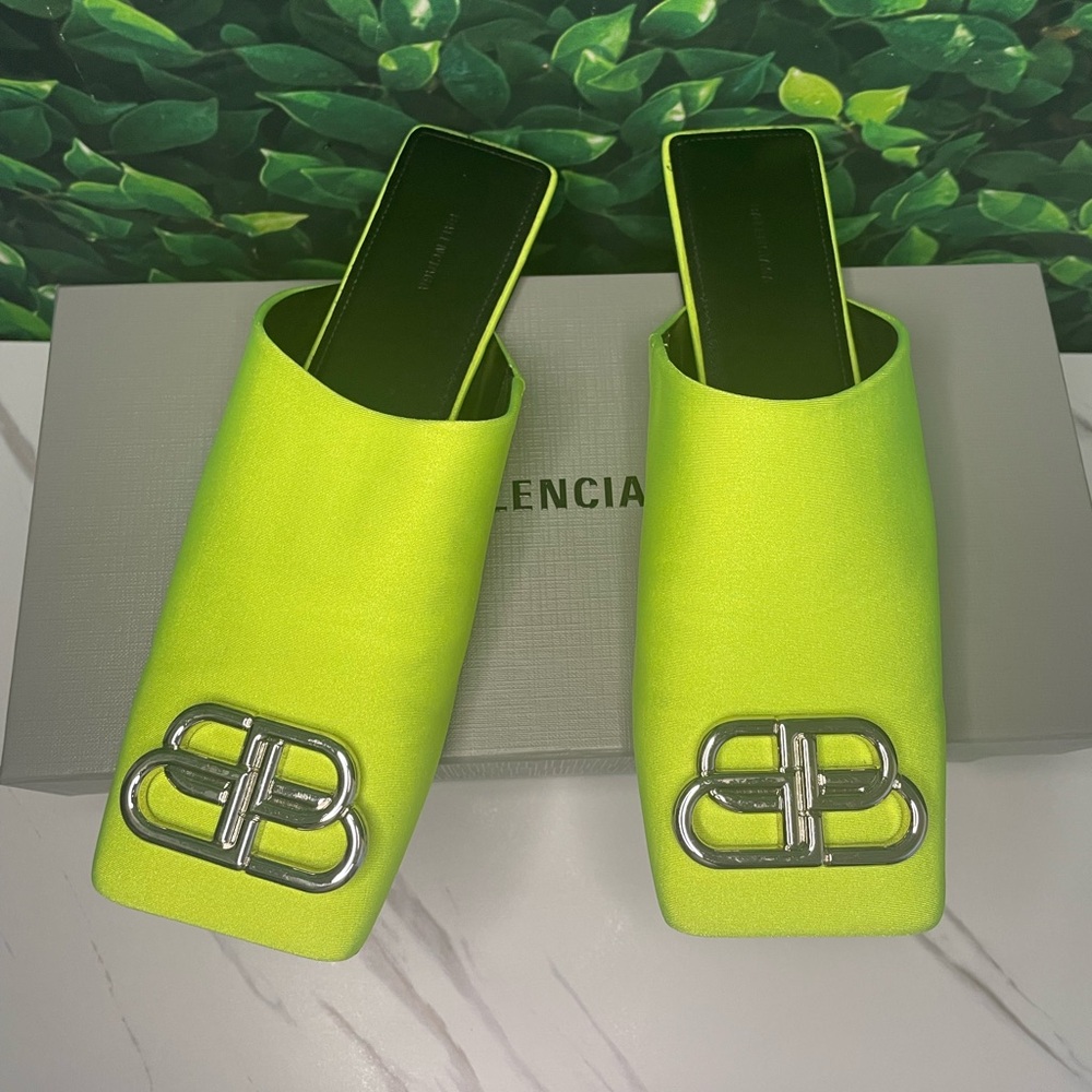 BALENCIAGA SHOES 100% AUTHENTIC BALENCIAGA SLIDES BALENCIAGA COSY BB MULES